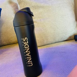 TERMO DE ACERO INOXIDABLE NEGRO 700ML